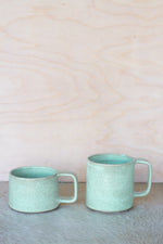 Load image into Gallery viewer, Short Mitt mug 12oz - Soft Jade

